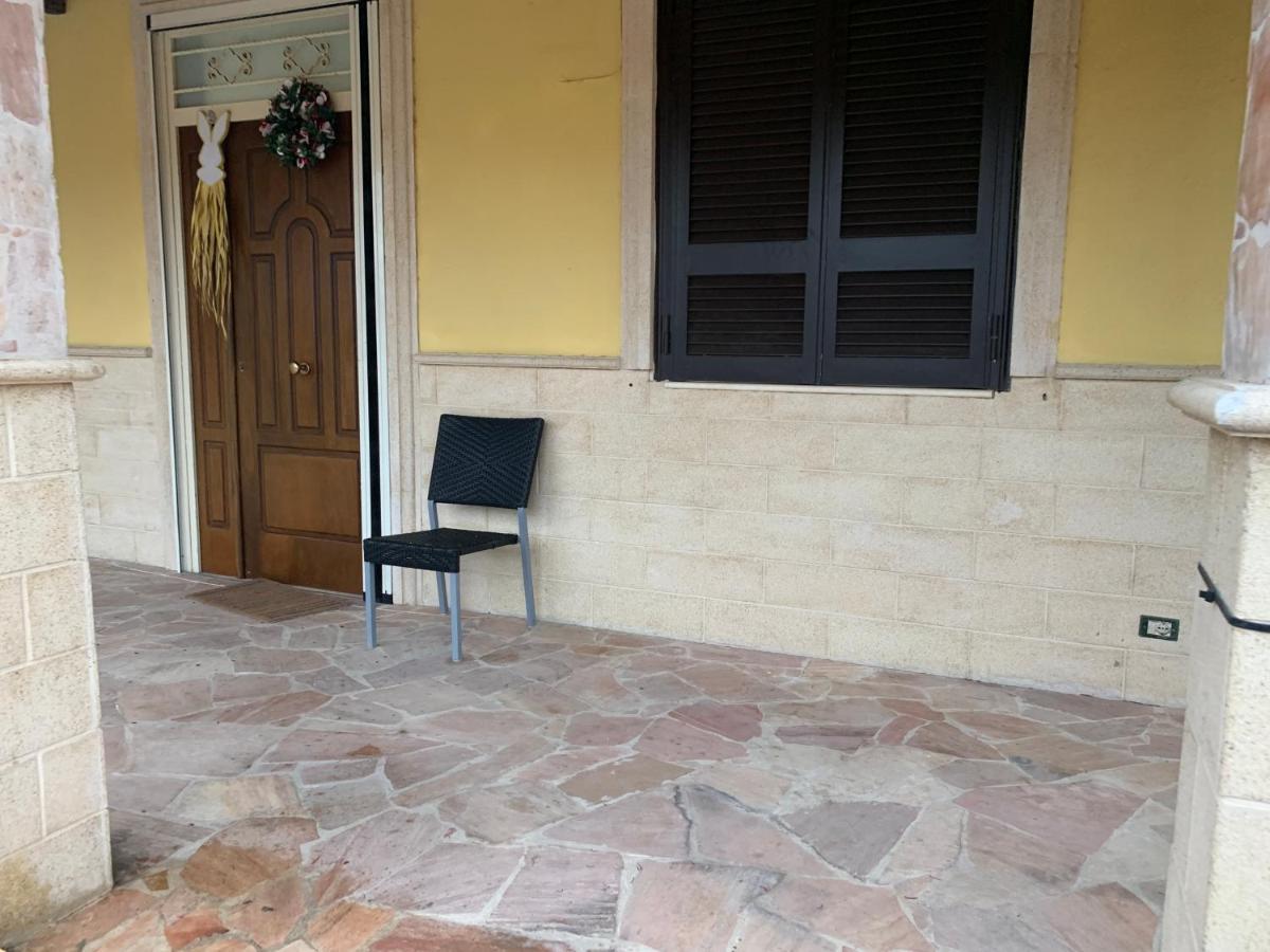 Villa Carmen Castel Volturno Bagian luar foto