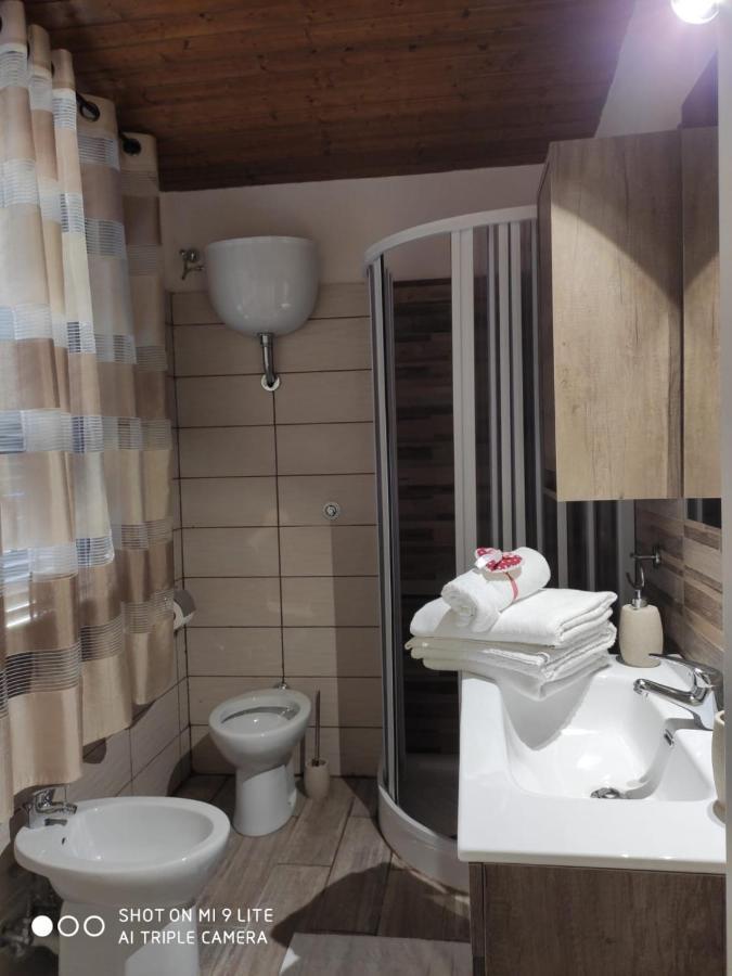Villa Carmen Castel Volturno Bagian luar foto
